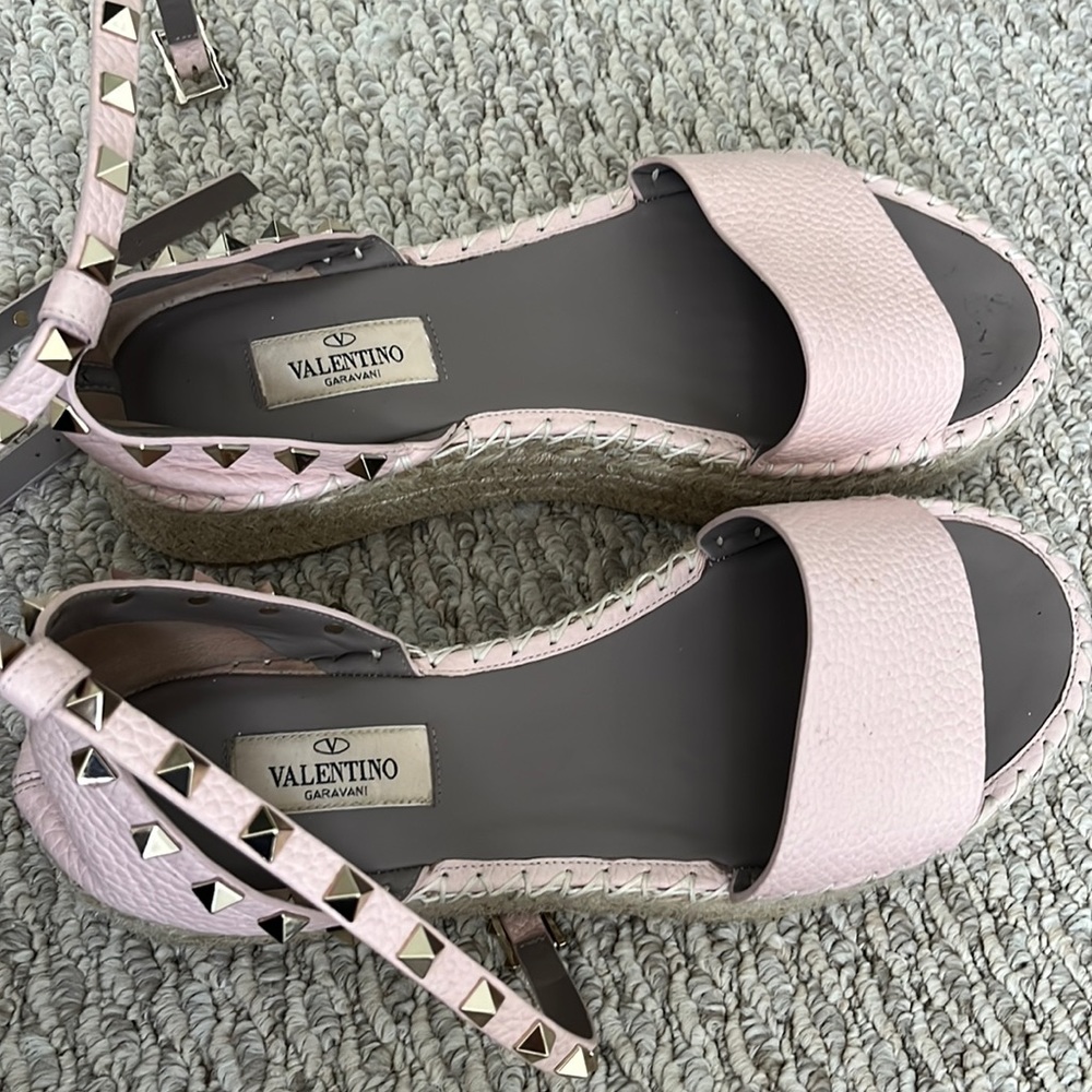 Valentino sandals great conditions